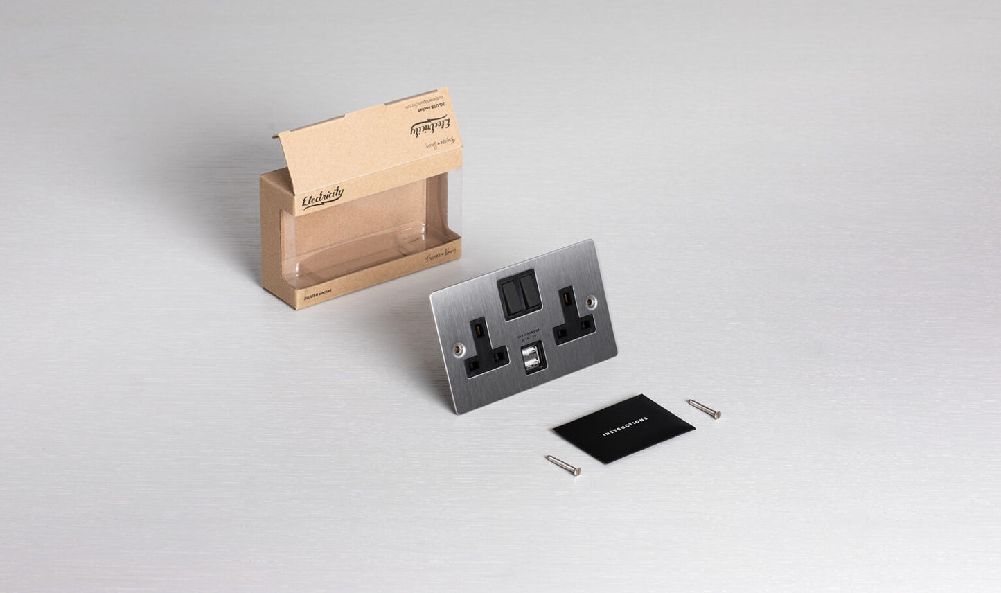 2G UK PLUG SOCKET / USB / STEEL