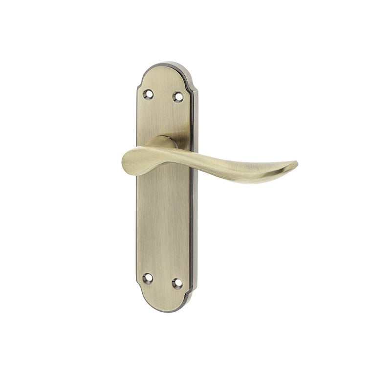 Henley Suite Door Handle on Latchplate Antique Bronze