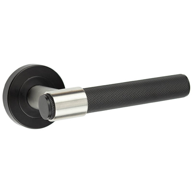 Nero T-Bar Knurled Door Handle