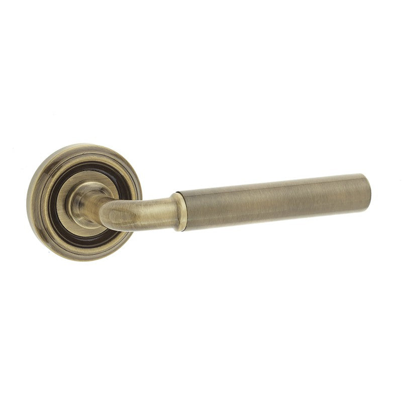 Elise Door Handle in