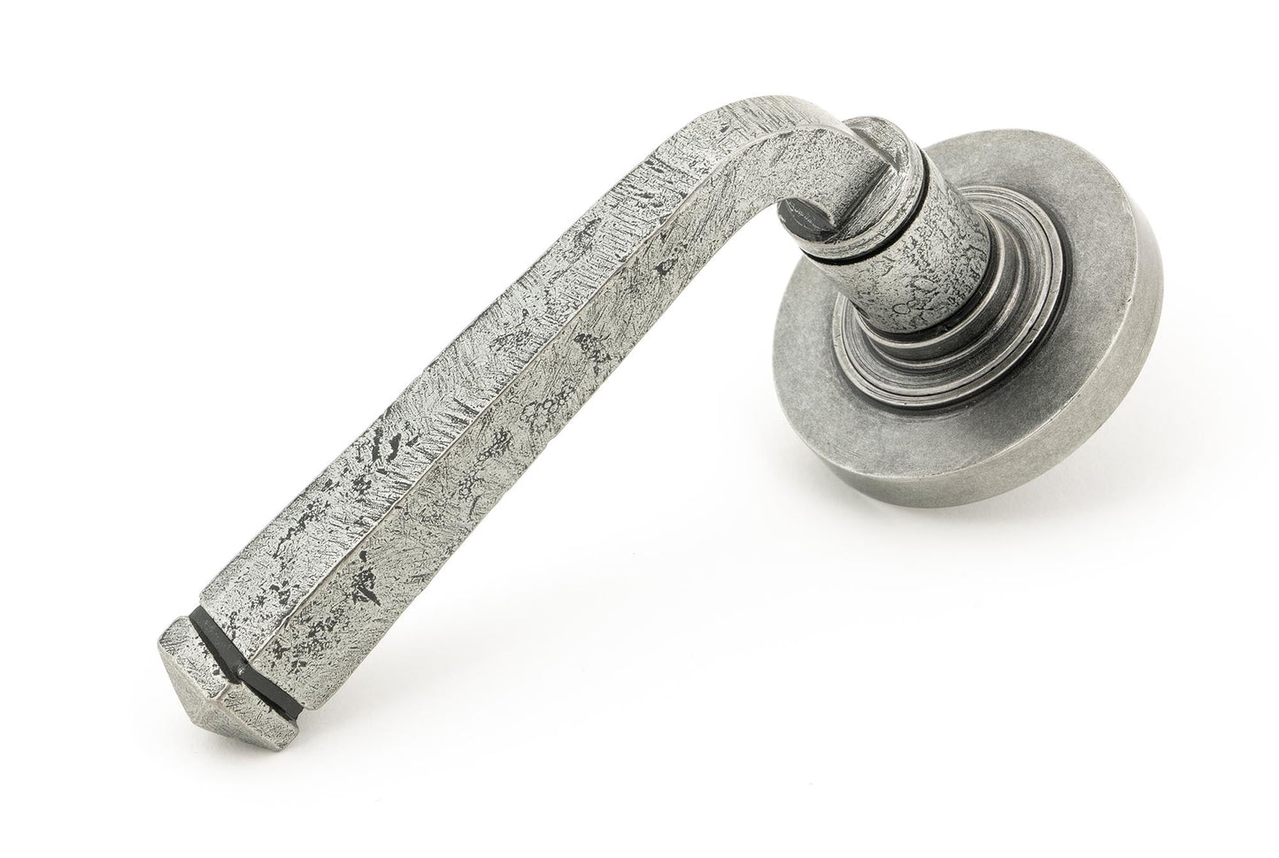 Avon Round Lever on Rose Set (Sprung)