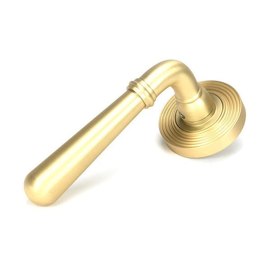 Satin Brass Newbury Lever on Rose Set (Beehive) - Unsprung