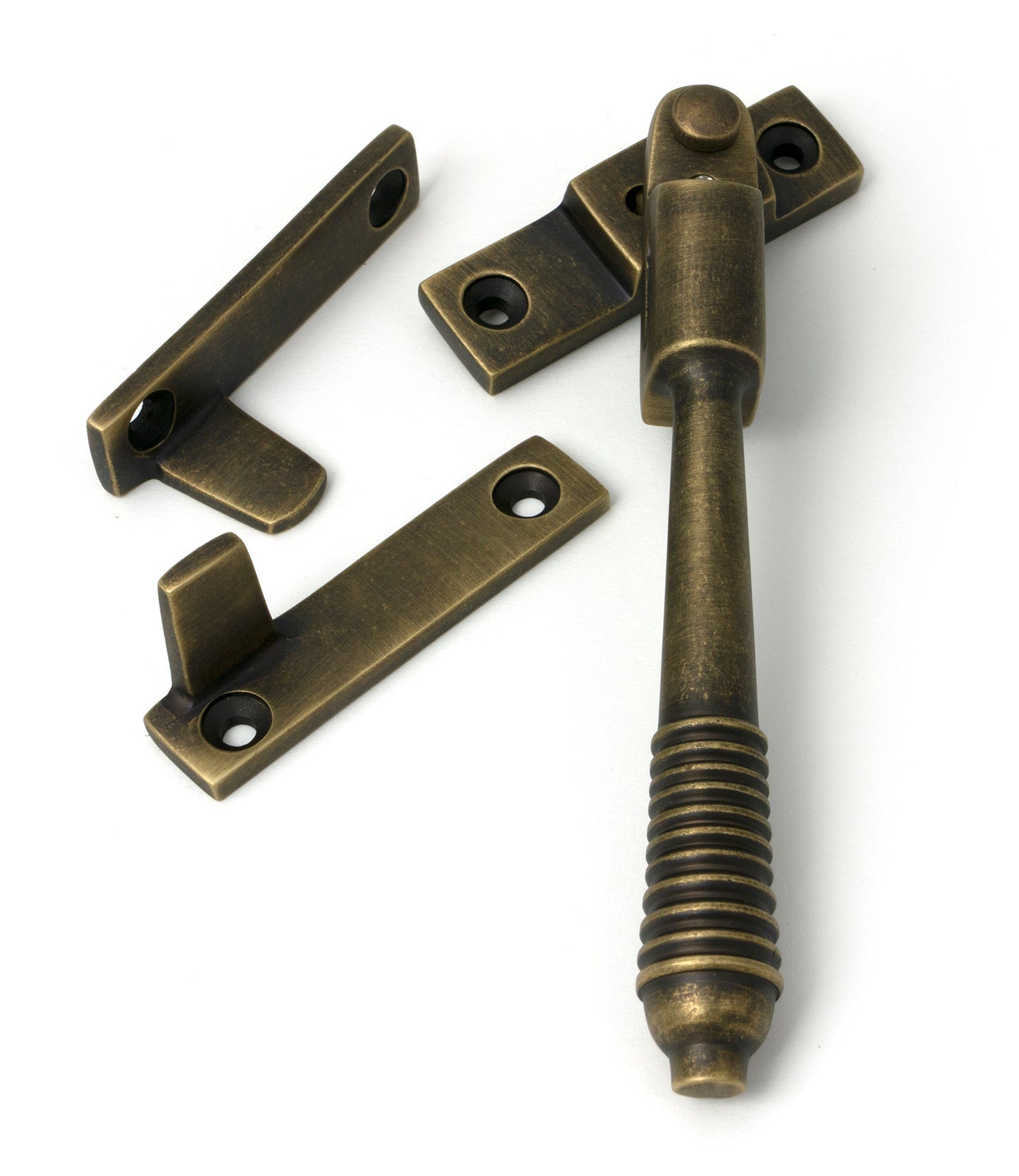 Night-Vent Locking Reeded Fastener
