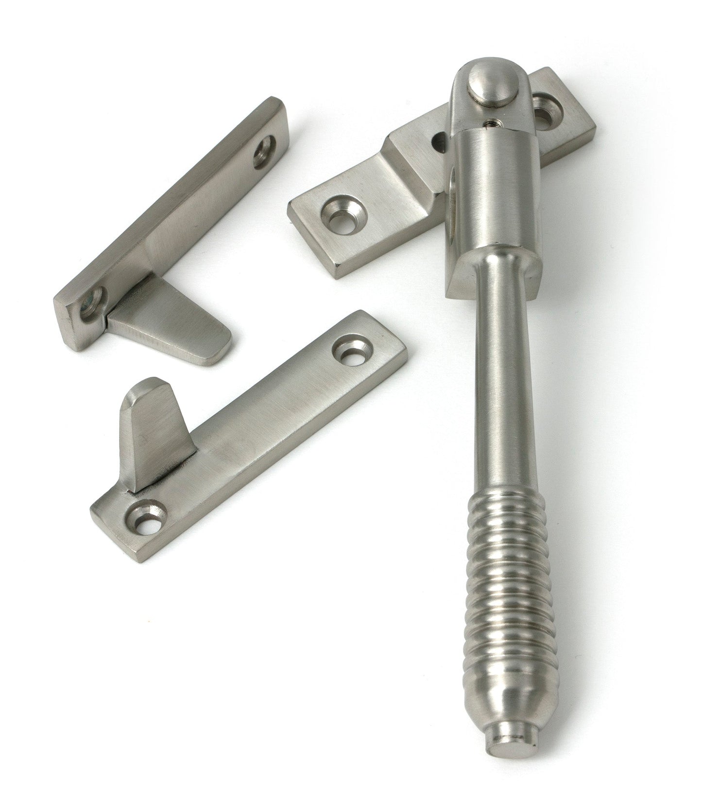 Night-Vent Locking Reeded Fastener