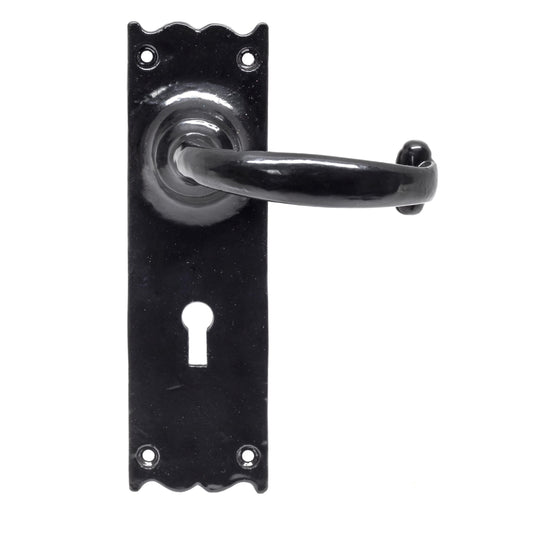 Cottage Lever Lock Set