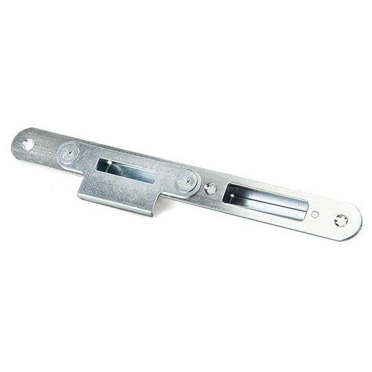 BZP Winkhaus Centre Latch Keep RH 44mm Door
