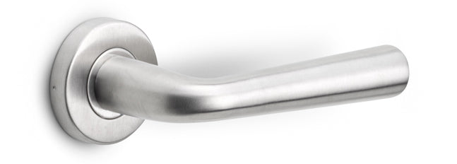 LB10H - Door Handles On Rose