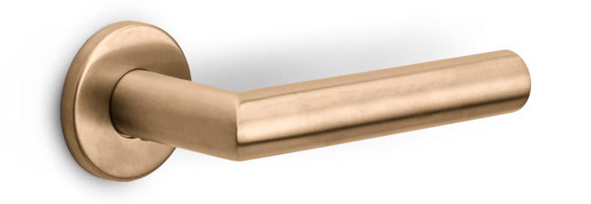 LB2-22 - Door Handles On Rose