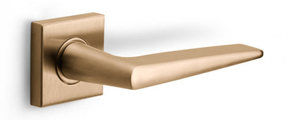 LB21H/BSQ - Door Handles On Rose