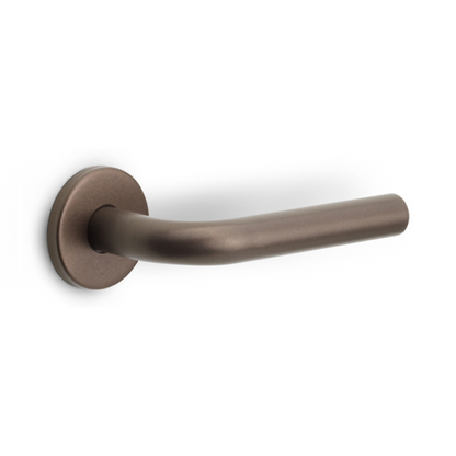 LB3-19 - Door Handles On Rose
