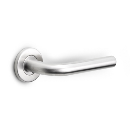 LB3L-19 - Door Handles On Rose