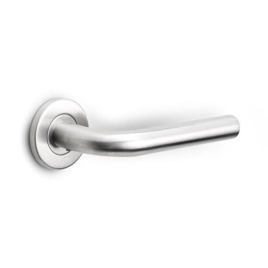 LB3L-19 - Door Handles On Rose