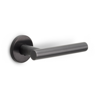 LB7-19 - Door Handles On Rose