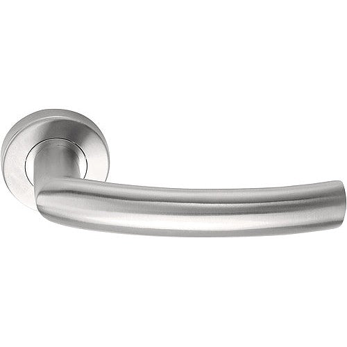 LB14 - Door Handles On Rose
