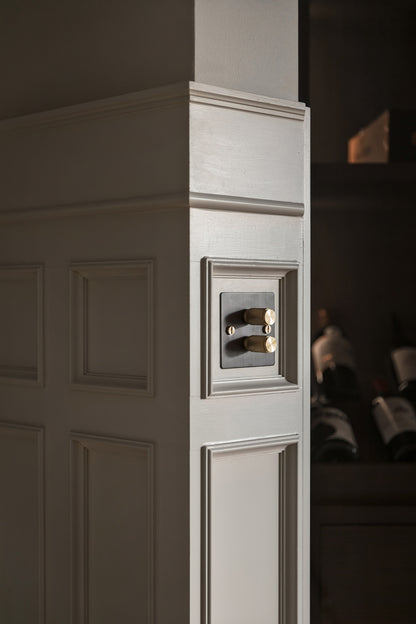 2G DIMMER / 120W / SMOKED BRONZE