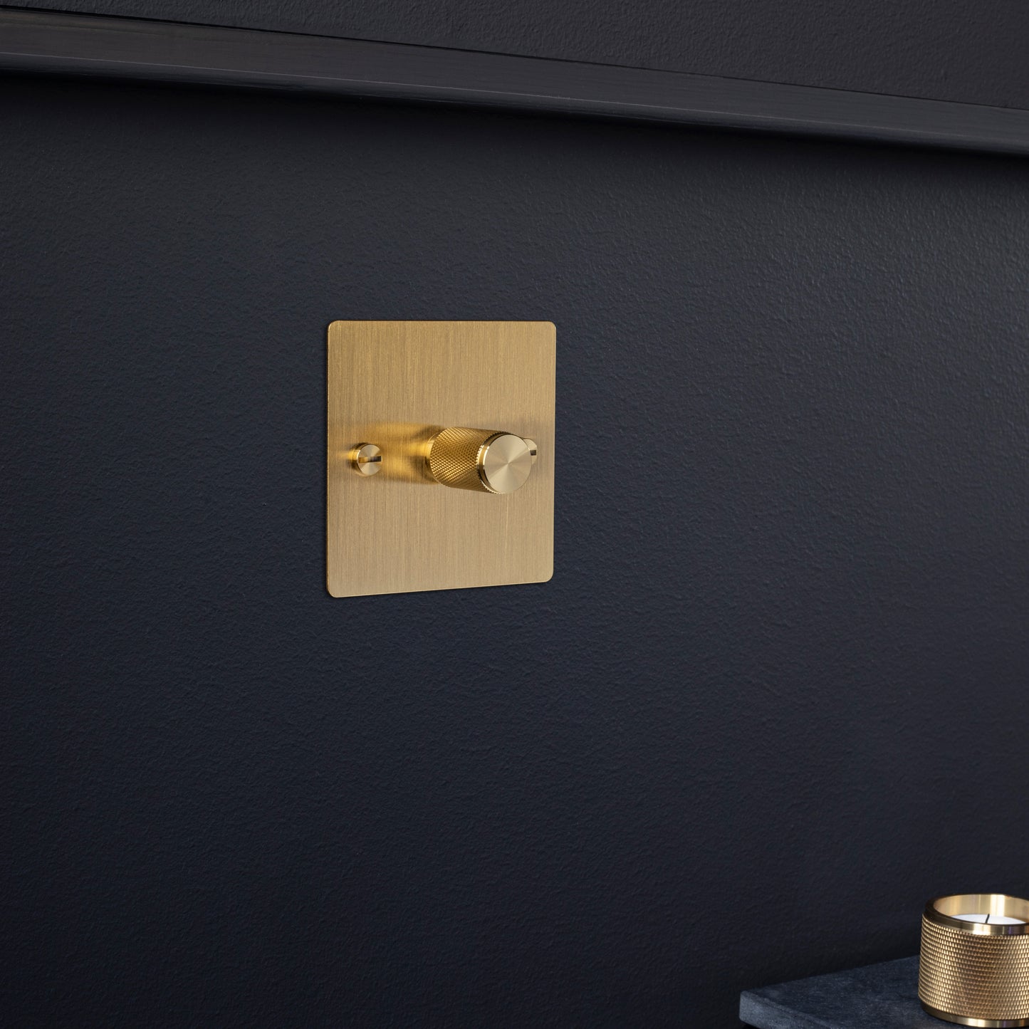 1G DIMMER / 120W / SMOKED BRONZE / BRASS