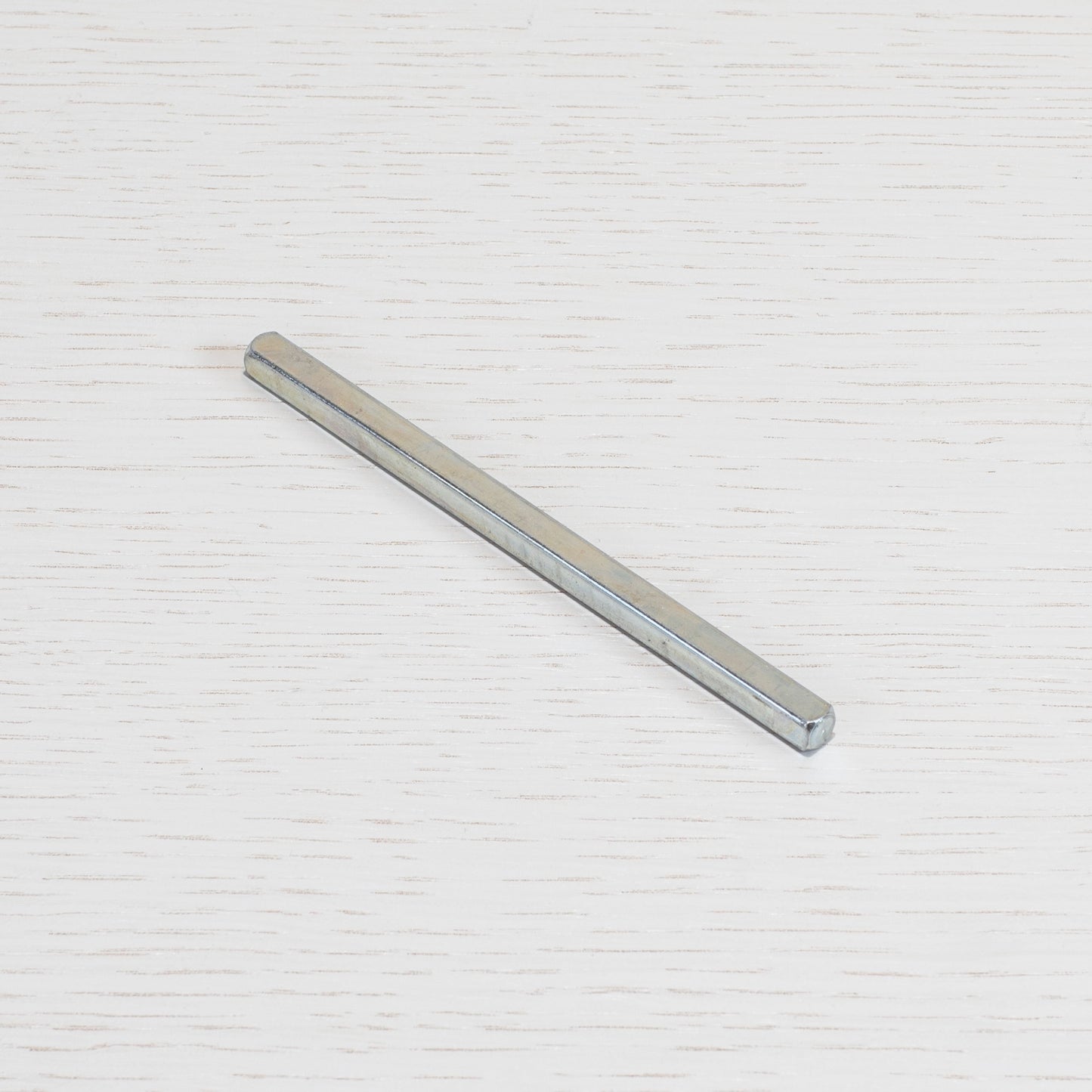 DOOR HANDLE SPINDLE 7 mm / FRANCE