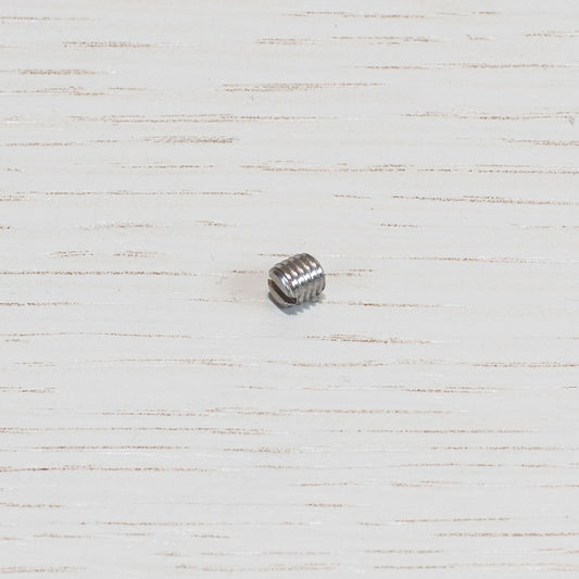 GRUB SCREW / DOOR HANDLE