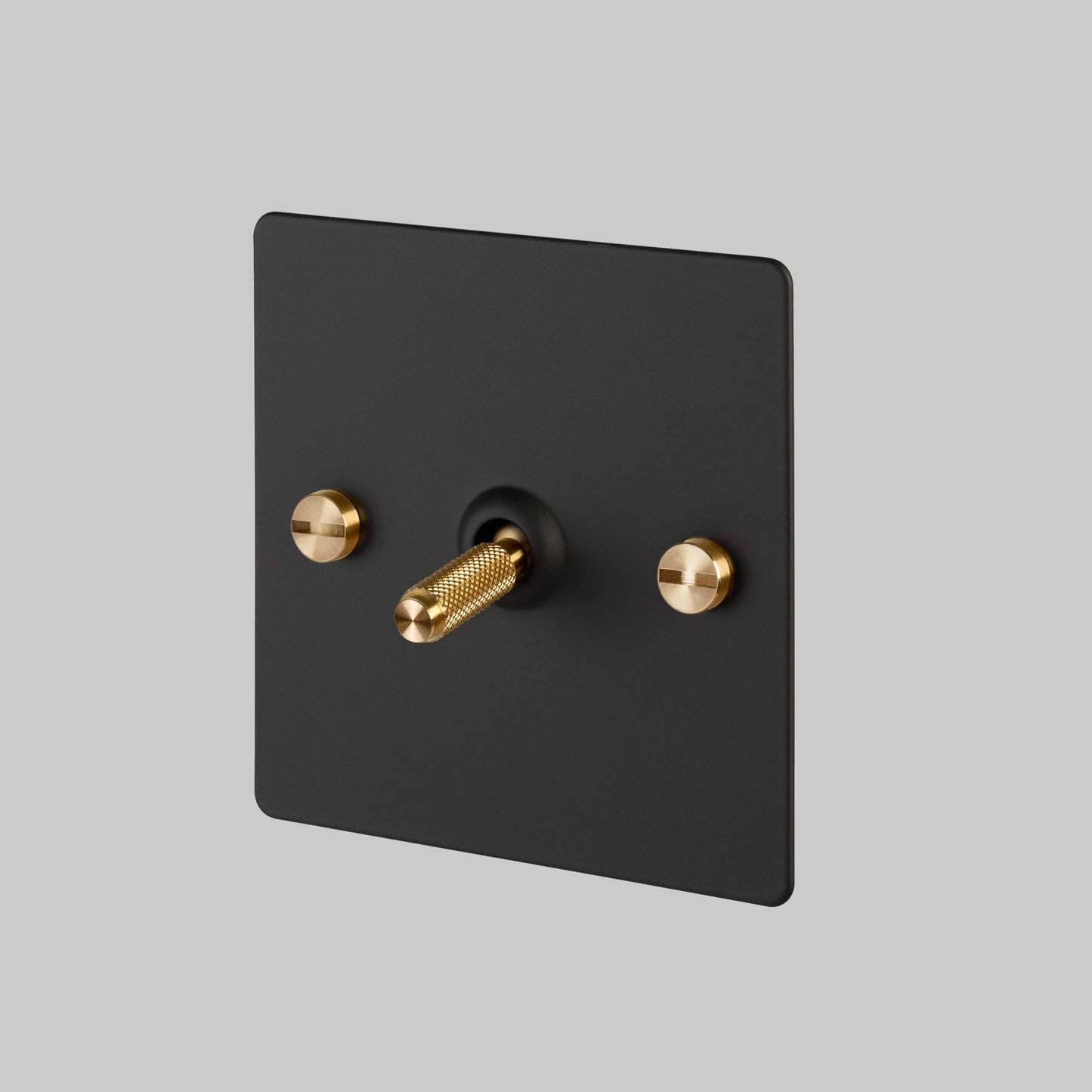 1G INTERMEDIATE TOGGLE SWITCH / BLACK / BRASS