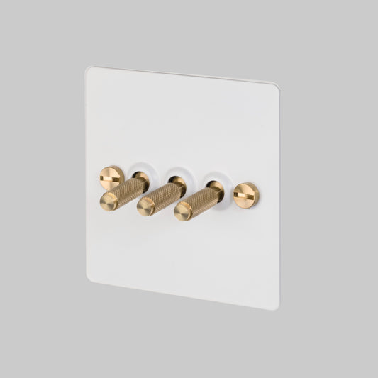 3G TOGGLE SWITCH / WHITE / BRASS