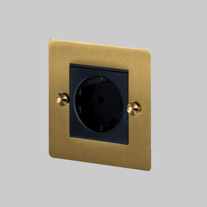 1G EURO SOCKET / BRASS