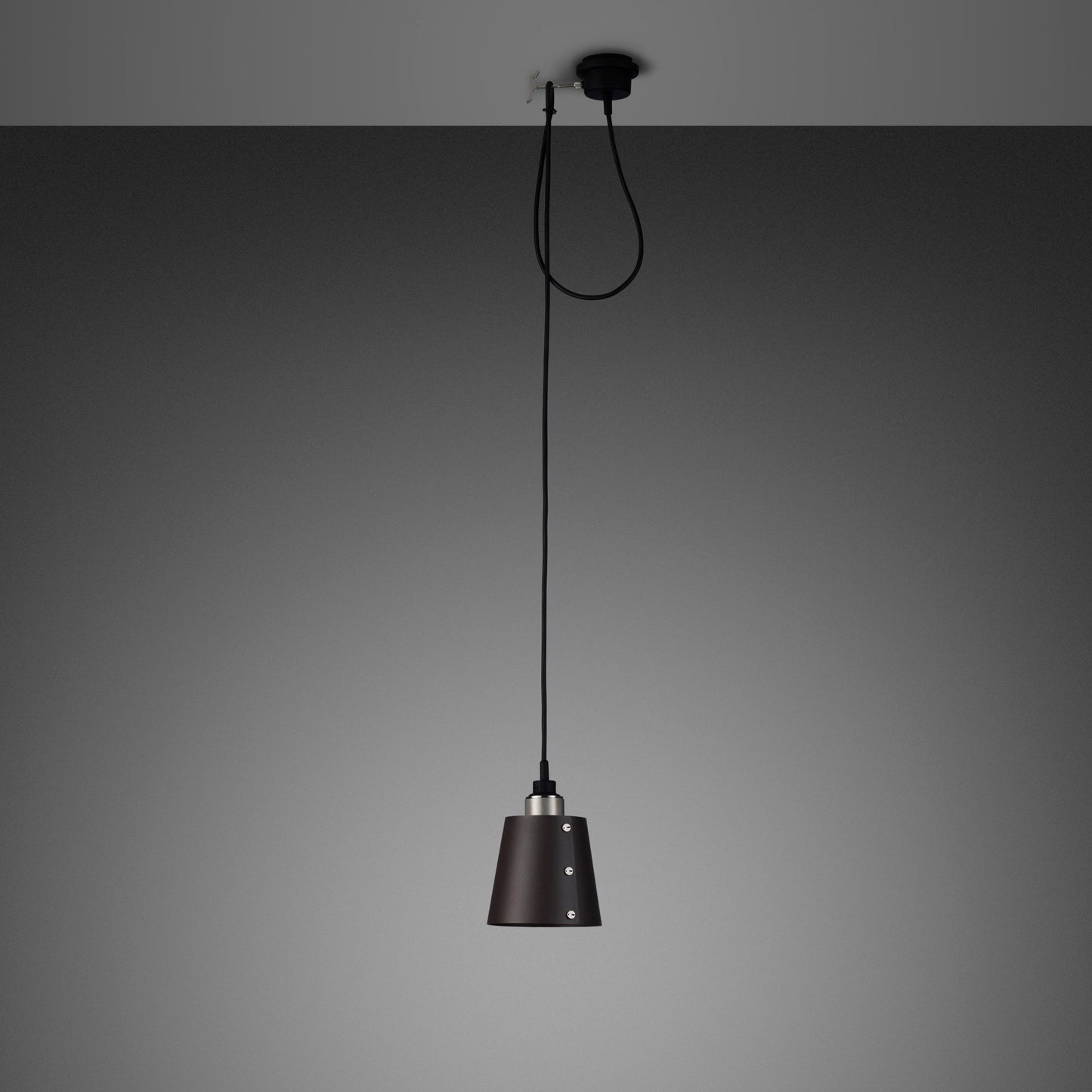 HOOKED 1.0 SMALL / GRAPHITE / STEEL / 2.6M