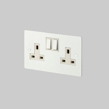 2G UK PLUG SOCKET / WHITE