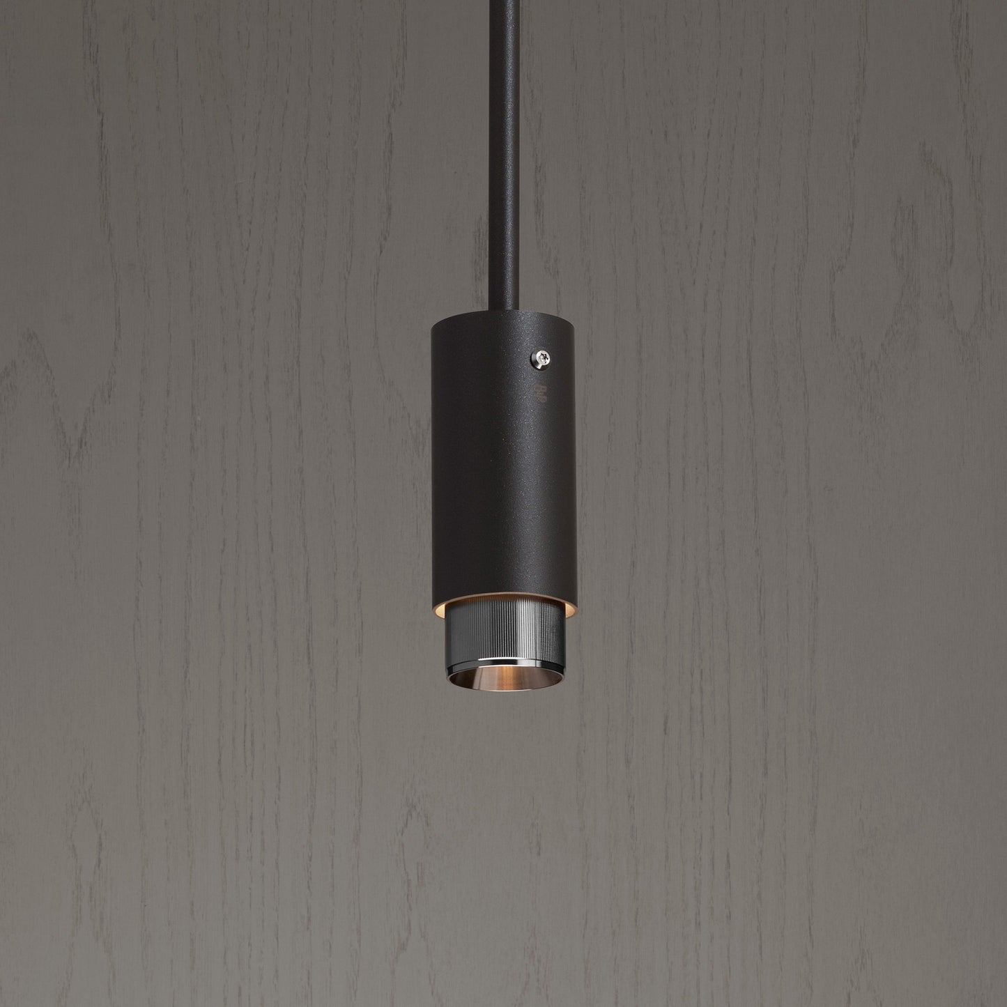 EXHAUST PENDANT / LINEAR / GRAPHITE / STEEL