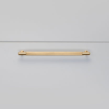 PULL BAR / LINEAR / BRASS / MEDIUM