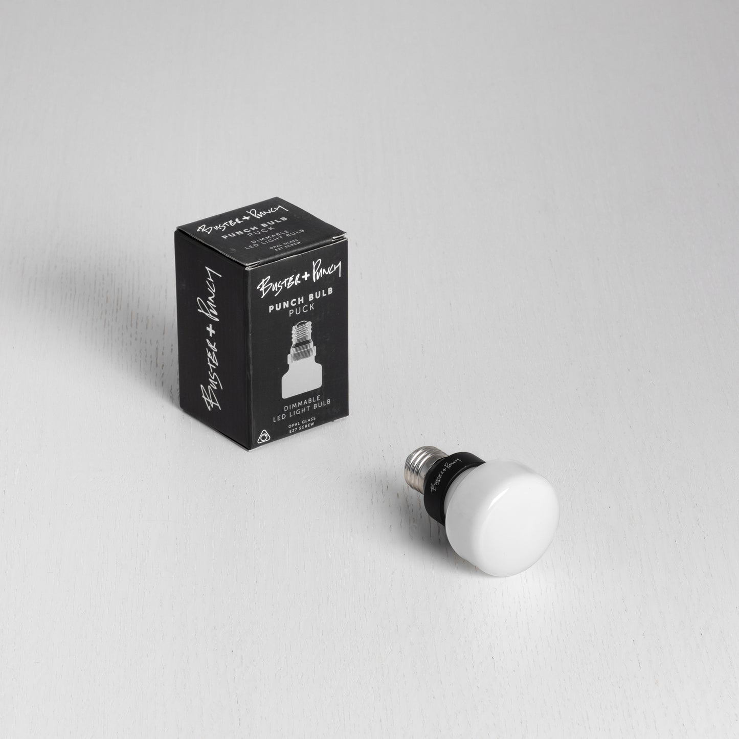 PUNCH BULB / PUCK / DIMMABLE