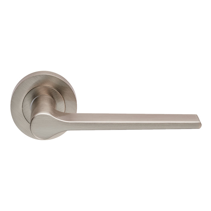 Velino Lever on Round Rose